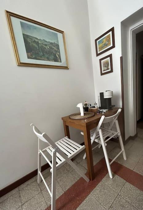 Edoardo'S Historic Apartment Рим Экстерьер фото