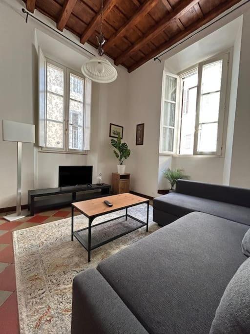 Edoardo'S Historic Apartment Рим Экстерьер фото